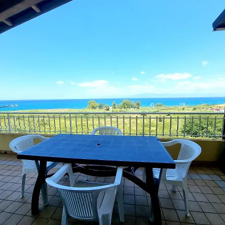 Holiday home Beverley Apartment - Family Residence Briatico